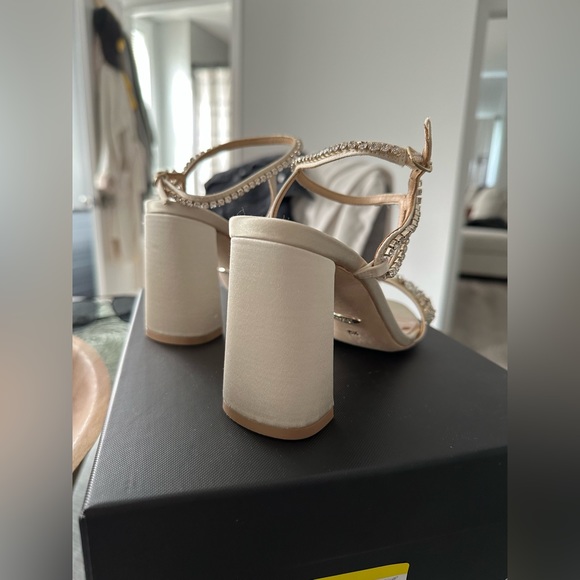 Badgley Mischka block heel - Picture 3 of 3